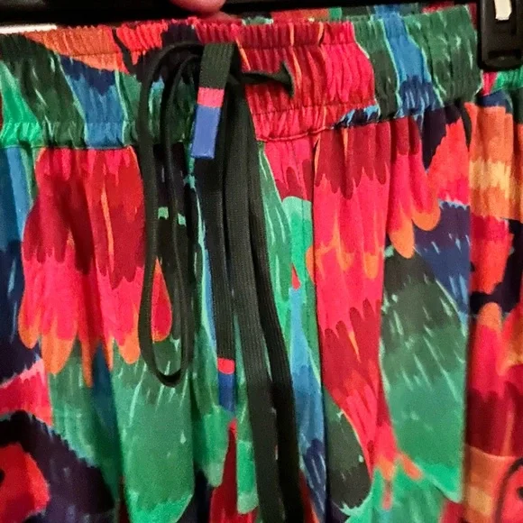 Farm Rio Unisex Co-ord Short Set - Picture 7 of 16